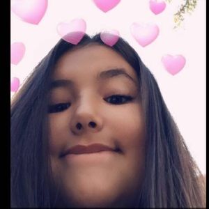 Meet your Posher, Kaylie